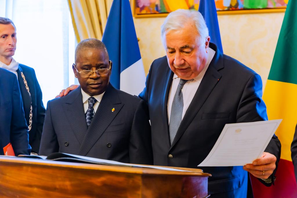 Coopération parlementaire : le président du Sénat français s’entretient avec son homologue du Congo