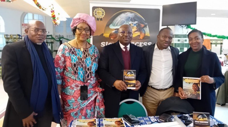 Le Marché de Noël congolais met à l’honneur les cultures des deux Congo à Paris, avec la visite d’un haut représentant